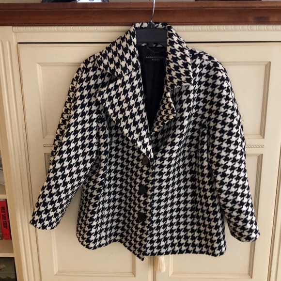 Dana Buchman Jackets & Blazers - Dana Buchman Black and White Coat